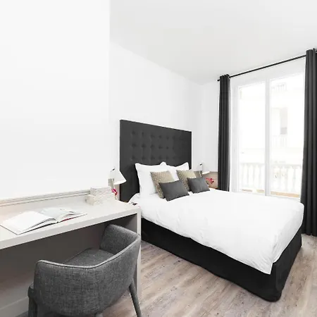 Livinparis - Luxury 4 Bedrooms Opera I Paris