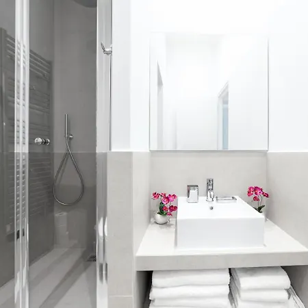 Apartment Livinparis - Luxury 4 Bedrooms Opera I Paris