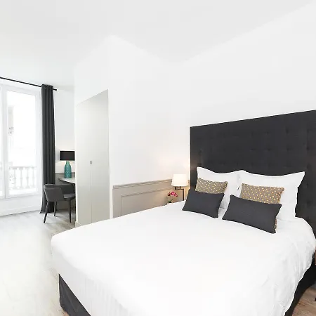 Livinparis - Luxury 4 Bedrooms Opera I