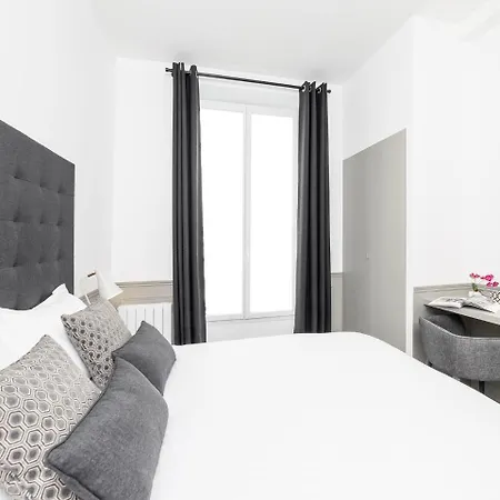 Livinparis - Luxury 4 Bedrooms Opera I Apartment Paris